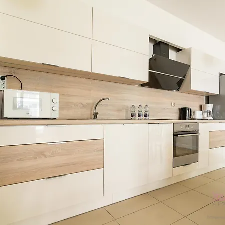 Your Holidays Golden Tulip G25 Apartmán Miedzyzdroje